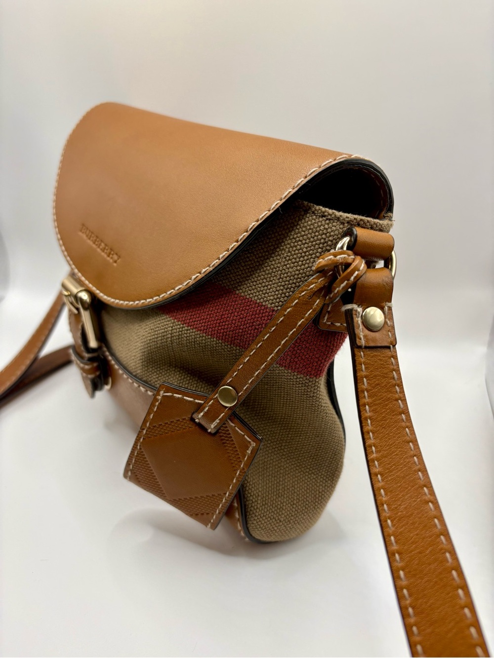 Auth Burberry Henham Canvas Check Crossbody Bag - Picture 4 of 15